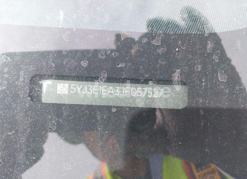 Photo 9 of 2018 Tesla Model 3 LONG RANGE/MID RANGE (VIN 5YJ3E1EA3JF057527)