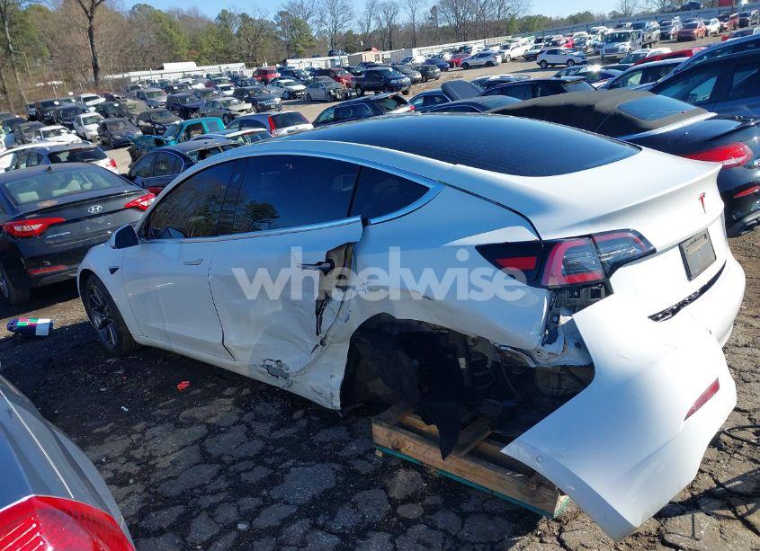 Photo 14 of 2020 Tesla Model 3 STANDARD RANGE PLUS REAR-WHEEL DRIVE/STANDARD RANGE REAR-WHEEL DRIVE (VIN 5YJ3E1EA3LF634057)