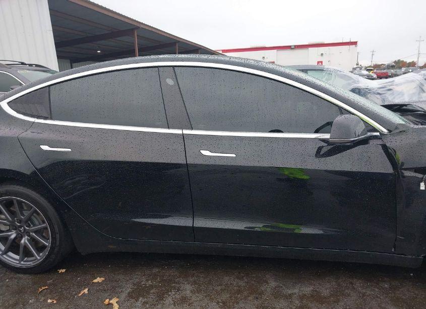 Photo 12 of 2020 Tesla Model 3 STANDARD RANGE PLUS REAR-WHEEL DRIVE/STANDARD RANGE REAR-WHEEL DRIVE (VIN 5YJ3E1EA3LF739083)
