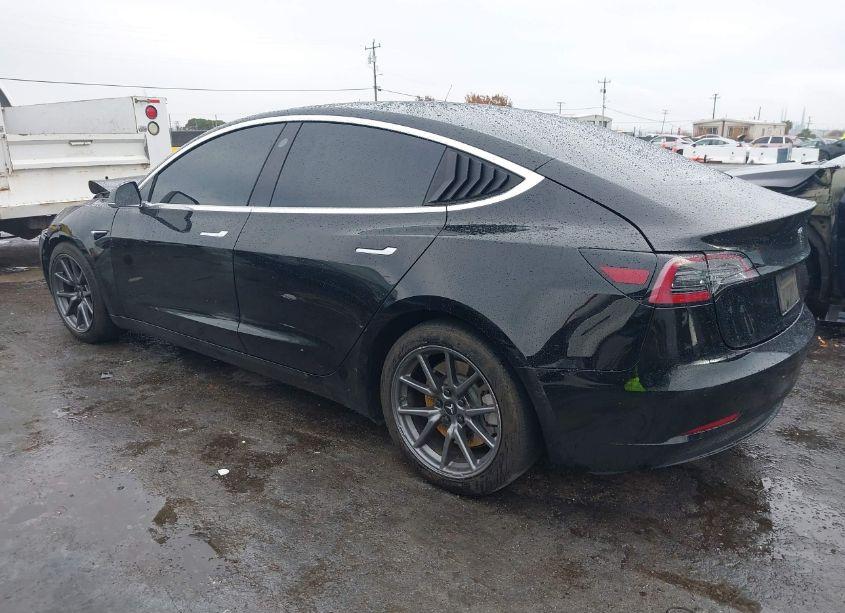 Photo 3 of 2020 Tesla Model 3 STANDARD RANGE PLUS REAR-WHEEL DRIVE/STANDARD RANGE REAR-WHEEL DRIVE (VIN 5YJ3E1EA3LF739083)