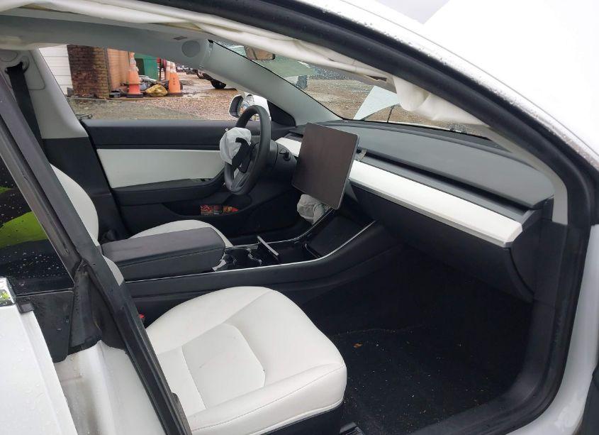 Photo 5 of 2020 Tesla Model 3 STANDARD RANGE PLUS REAR-WHEEL DRIVE/STANDARD RANGE REAR-WHEEL DRIVE (VIN 5YJ3E1EA3LF793273)