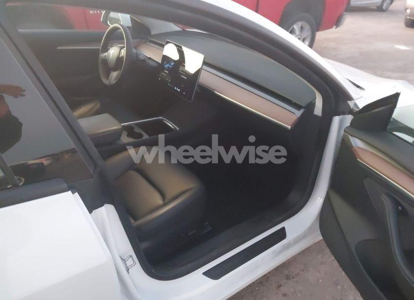 Photo 5 of 2021 Tesla Model 3 STANDARD RANGE PLUS REAR-WHEEL DRIVE (VIN 5YJ3E1EA3MF043860)