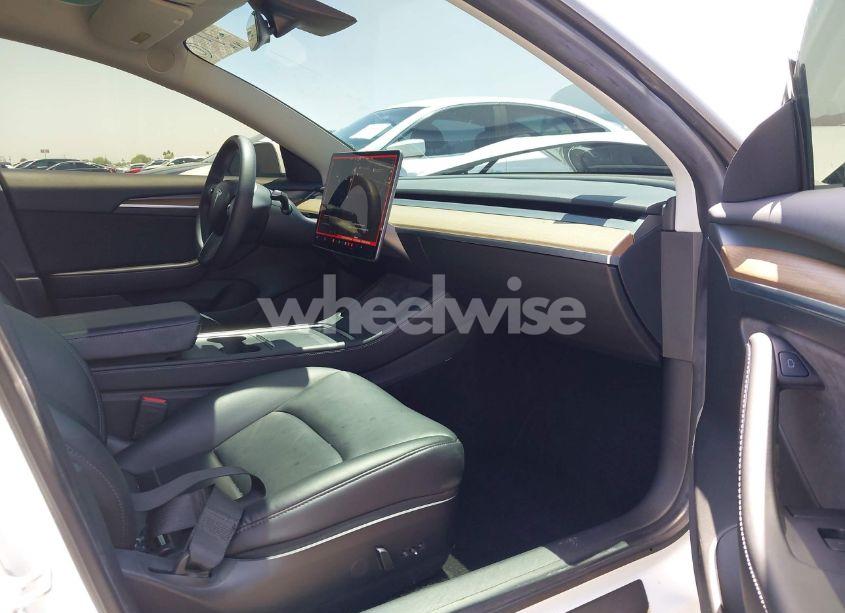 Photo 5 of 2021 Tesla Model 3 STANDARD RANGE PLUS REAR-WHEEL DRIVE (VIN 5YJ3E1EA3MF075594)