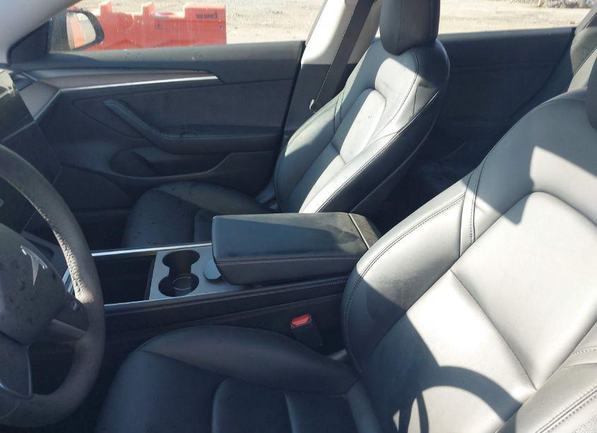 Photo 5 of 2021 Tesla Model 3 STANDARD RANGE PLUS REAR-WHEEL DRIVE (VIN 5YJ3E1EA3MF092105)