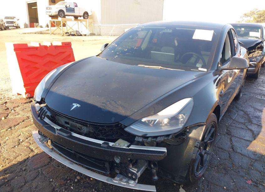 Photo 6 of 2021 Tesla Model 3 STANDARD RANGE PLUS REAR-WHEEL DRIVE (VIN 5YJ3E1EA3MF092105)