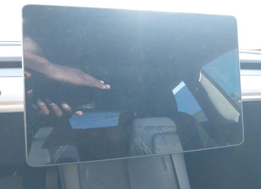 Photo 7 of 2021 Tesla Model 3 STANDARD RANGE PLUS REAR-WHEEL DRIVE (VIN 5YJ3E1EA3MF092105)