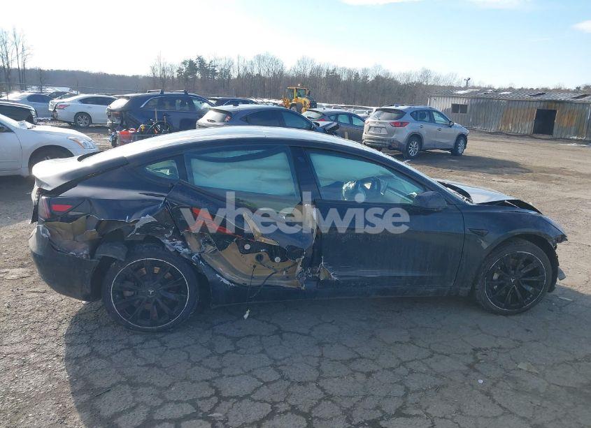 Photo 13 of 2021 Tesla Model 3 STANDARD RANGE PLUS REAR-WHEEL DRIVE (VIN 5YJ3E1EA3MF922064)