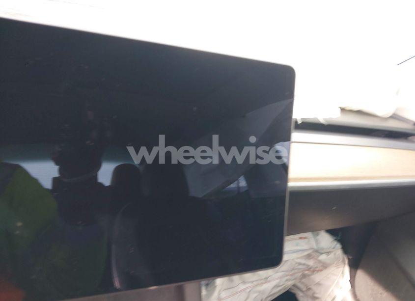 Photo 18 of 2021 Tesla Model 3 STANDARD RANGE PLUS REAR-WHEEL DRIVE (VIN 5YJ3E1EA3MF922064)