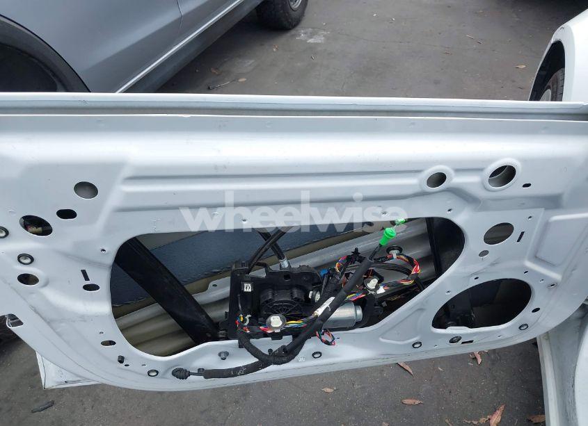 Photo 24 of 2022 Tesla Model 3 REAR-WHEEL DRIVE (VIN 5YJ3E1EA3NF142759)
