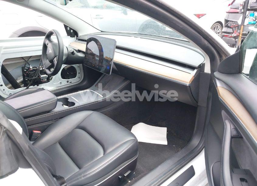 Photo 5 of 2022 Tesla Model 3 REAR-WHEEL DRIVE (VIN 5YJ3E1EA3NF142759)