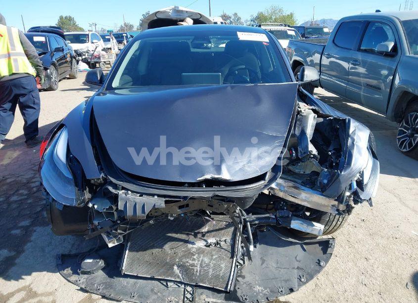 Photo 11 of 2022 Tesla Model 3 REAR-WHEEL DRIVE (VIN 5YJ3E1EA3NF165054)