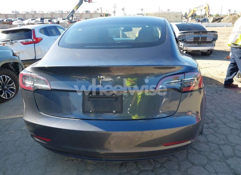 Photo 15 of 2022 Tesla Model 3 REAR-WHEEL DRIVE (VIN 5YJ3E1EA3NF165054)
