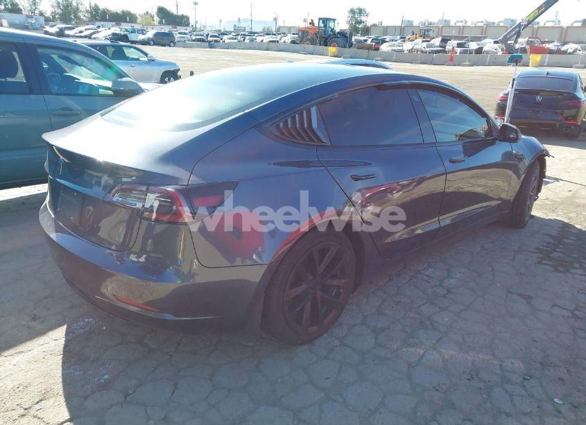 Photo 4 of 2022 Tesla Model 3 REAR-WHEEL DRIVE (VIN 5YJ3E1EA3NF165054)