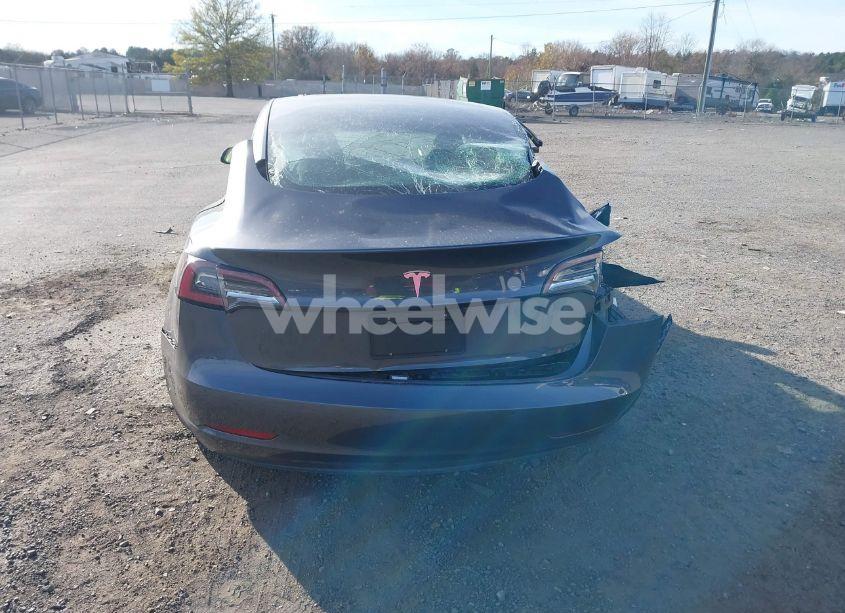Photo 16 of 2022 Tesla Model 3 REAR-WHEEL DRIVE (VIN 5YJ3E1EA3NF186373)