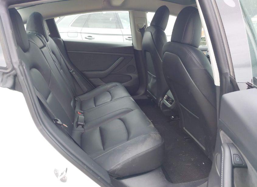 Photo 8 of 2022 Tesla Model 3 REAR-WHEEL DRIVE (VIN 5YJ3E1EA3NF302753)