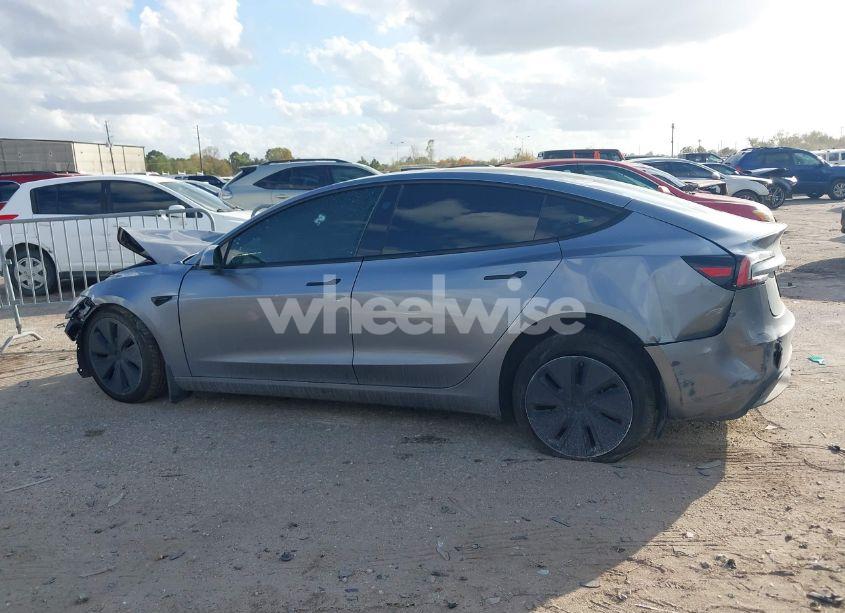 Photo 14 of 2024 Tesla Model 3 (VIN 5YJ3E1EA3RF865095)