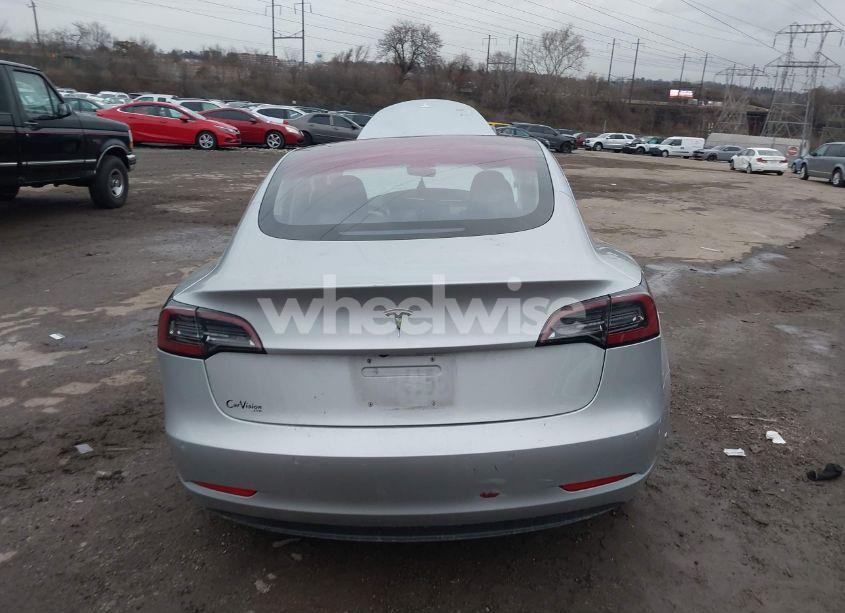 Photo 16 of 2018 Tesla Model 3 LONG RANGE/MID RANGE (VIN 5YJ3E1EA4JF019143)