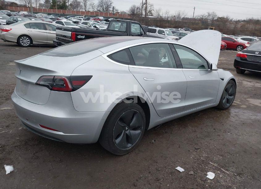Photo 4 of 2018 Tesla Model 3 LONG RANGE/MID RANGE (VIN 5YJ3E1EA4JF019143)