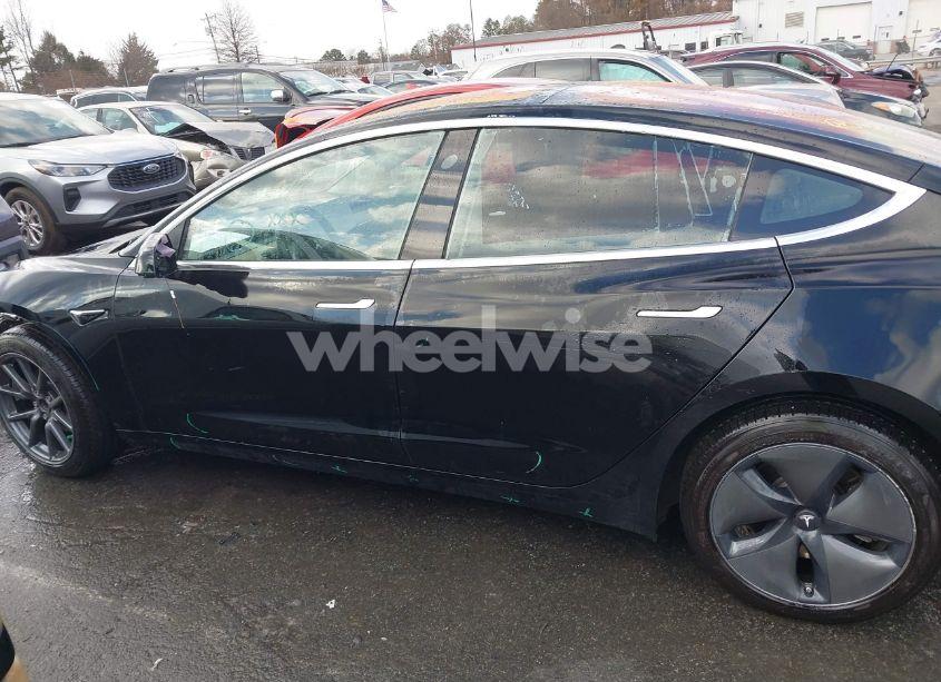 Photo 15 of 2018 Tesla Model 3 LONG RANGE/MID RANGE (VIN 5YJ3E1EA4JF021006)