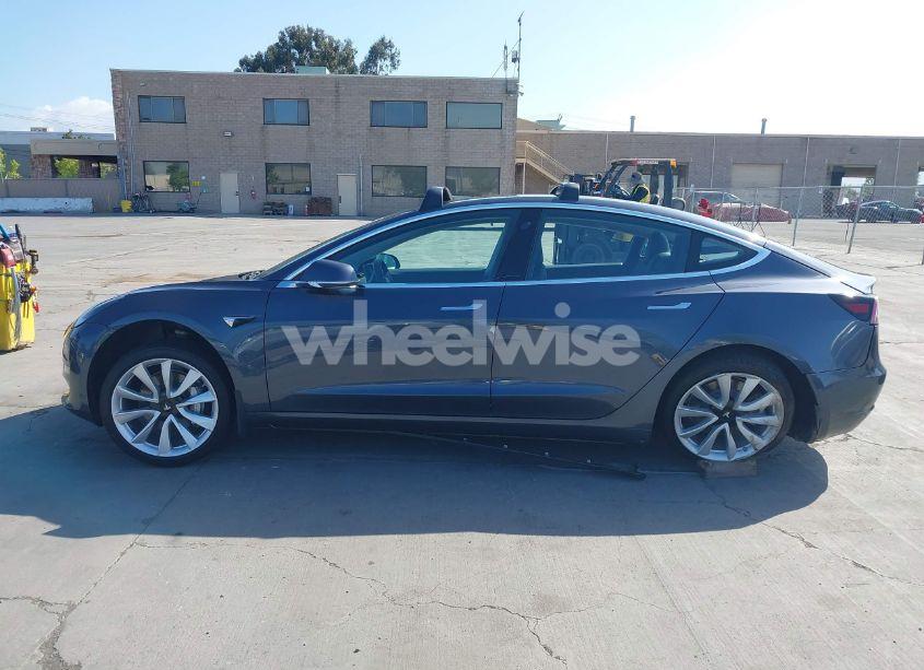 Photo 14 of 2018 Tesla Model 3 (VIN 5YJ3E1EA4JF024102)