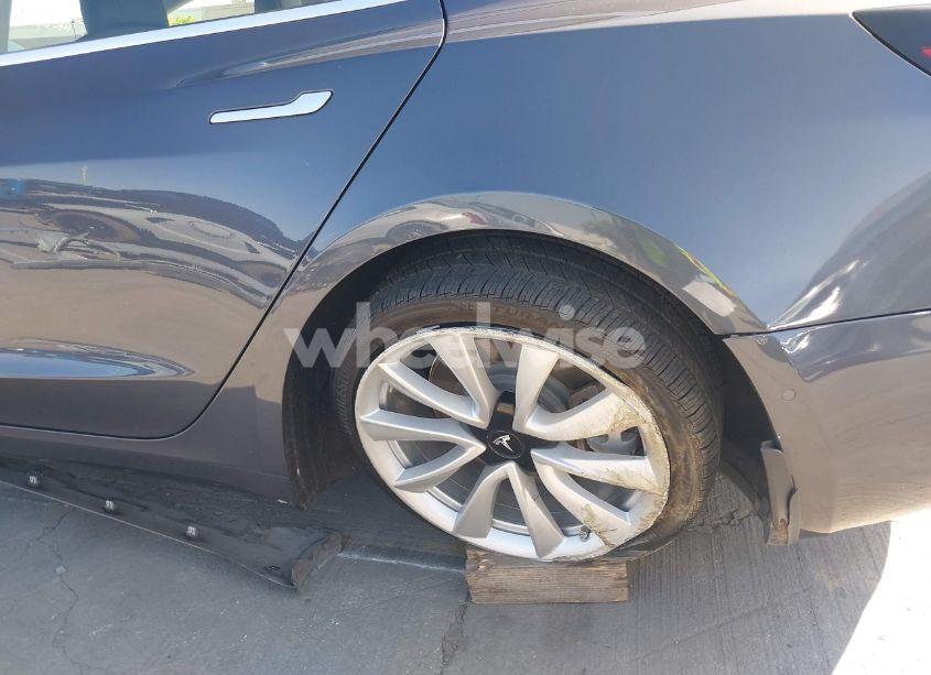 Photo 19 of 2018 Tesla Model 3 (VIN 5YJ3E1EA4JF024102)