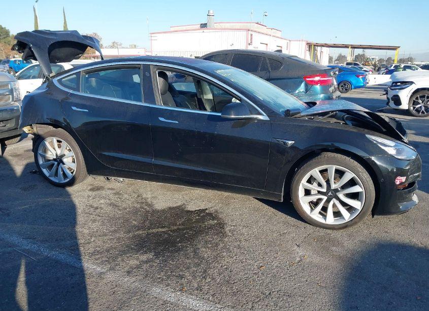Photo 12 of 2018 Tesla Model 3 LONG RANGE/MID RANGE (VIN 5YJ3E1EA4JF036198)