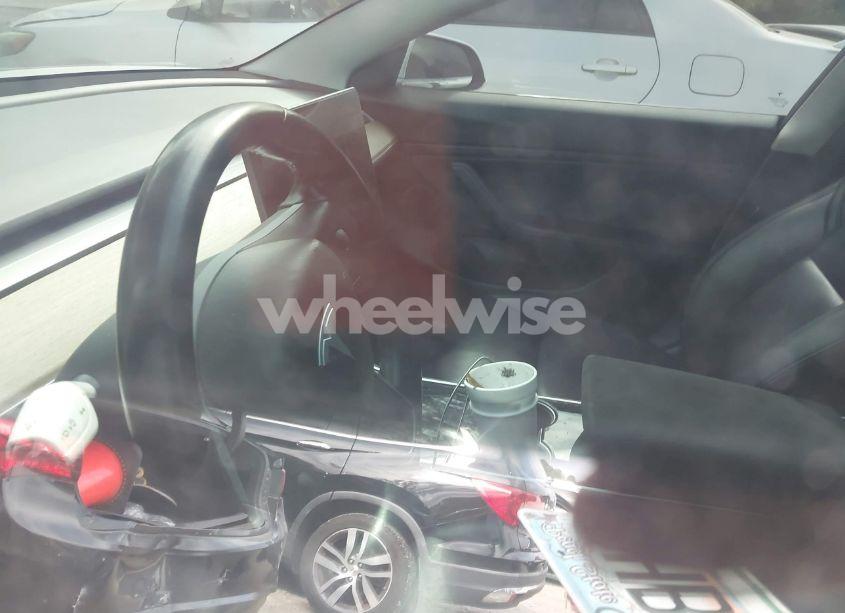 Photo 15 of 2018 Tesla Model 3 (VIN 5YJ3E1EA4JF164893)