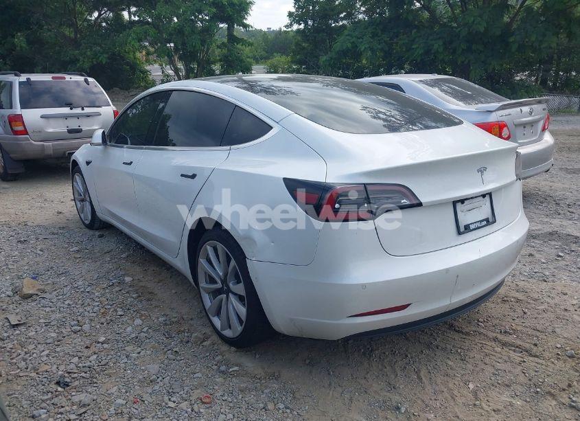 Photo 3 of 2018 Tesla Model 3 (VIN 5YJ3E1EA4JF164893)