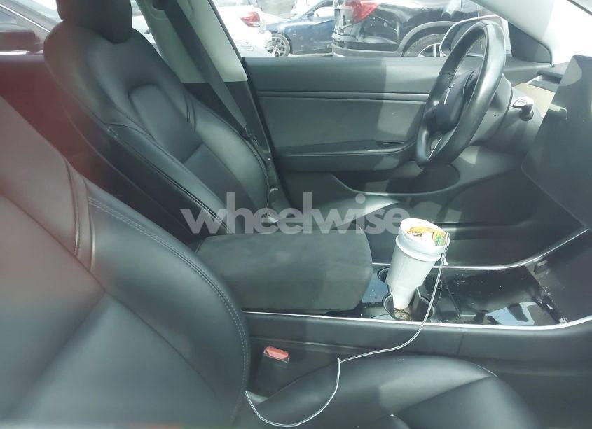 Photo 5 of 2018 Tesla Model 3 (VIN 5YJ3E1EA4JF164893)