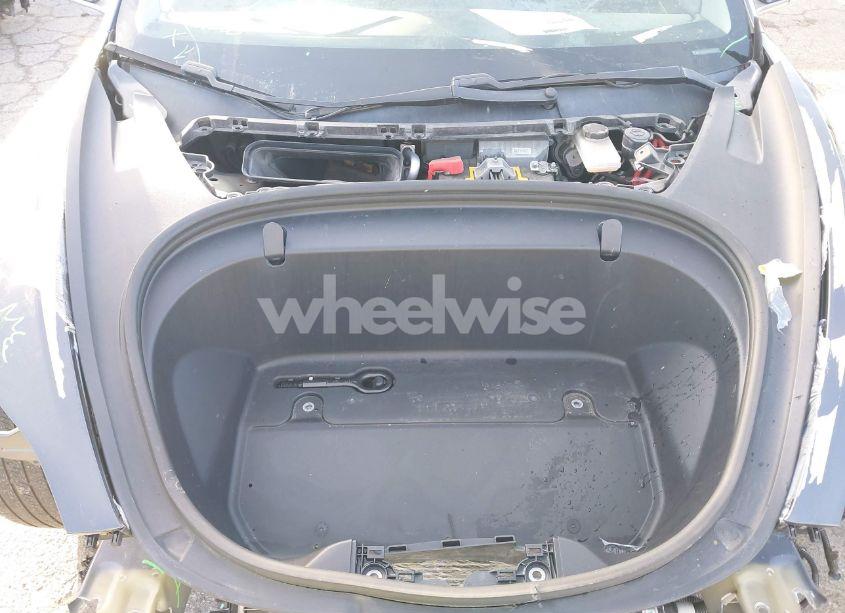 Photo 10 of 2019 Tesla Model 3 LONG RANGE/MID RANGE/STANDARD RANGE/STANDARD RANGE PLUS (VIN 5YJ3E1EA4KF307231)