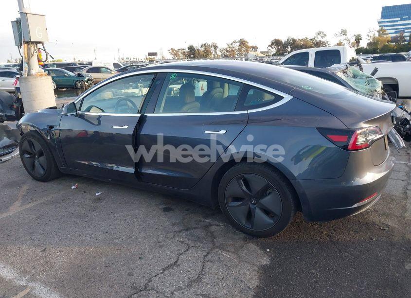 Photo 15 of 2019 Tesla Model 3 LONG RANGE/MID RANGE/STANDARD RANGE/STANDARD RANGE PLUS (VIN 5YJ3E1EA4KF307231)