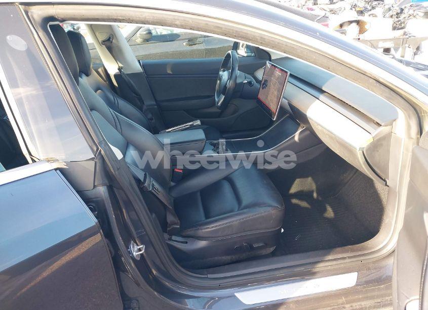 Photo 5 of 2019 Tesla Model 3 LONG RANGE/MID RANGE/STANDARD RANGE/STANDARD RANGE PLUS (VIN 5YJ3E1EA4KF307231)