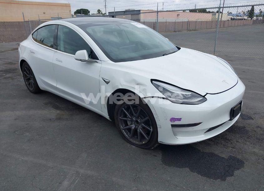 2019 Tesla Model 3 LONG RANGE/MID RANGE/STANDARD RANGE/STANDARD RANGE PLUS (VIN 5YJ3E1EA4KF426638) main photo