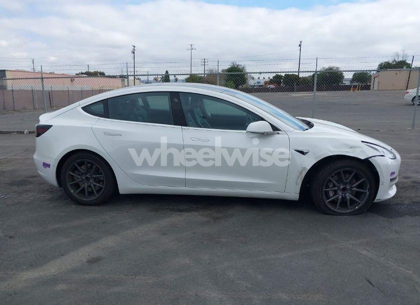 Photo 13 of 2019 Tesla Model 3 LONG RANGE/MID RANGE/STANDARD RANGE/STANDARD RANGE PLUS (VIN 5YJ3E1EA4KF426638)