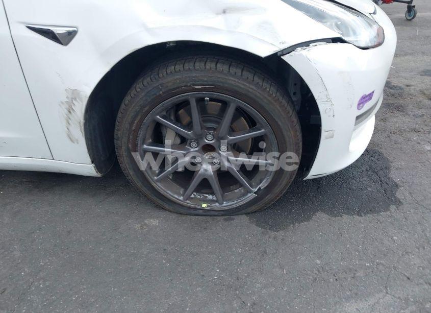 Photo 6 of 2019 Tesla Model 3 LONG RANGE/MID RANGE/STANDARD RANGE/STANDARD RANGE PLUS (VIN 5YJ3E1EA4KF426638)