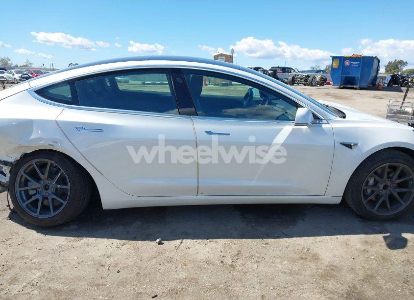 Photo 14 of 2020 Tesla Model 3 STANDARD RANGE PLUS REAR-WHEEL DRIVE/STANDARD RANGE REAR-WHEEL DRIVE (VIN 5YJ3E1EA4LF644967)