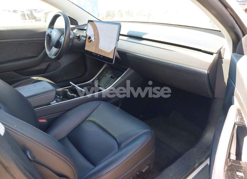 Photo 5 of 2020 Tesla Model 3 STANDARD RANGE PLUS REAR-WHEEL DRIVE/STANDARD RANGE REAR-WHEEL DRIVE (VIN 5YJ3E1EA4LF644967)