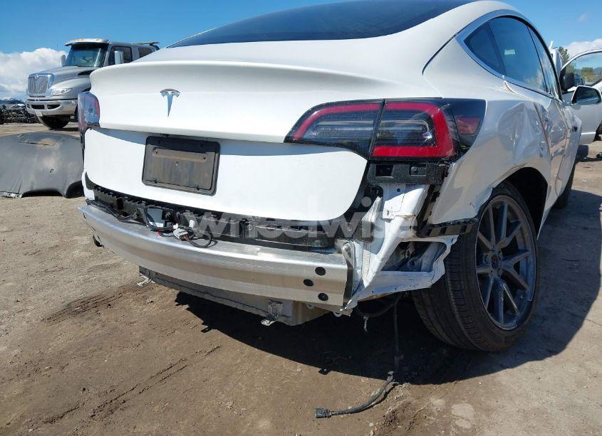 Photo 6 of 2020 Tesla Model 3 STANDARD RANGE PLUS REAR-WHEEL DRIVE/STANDARD RANGE REAR-WHEEL DRIVE (VIN 5YJ3E1EA4LF644967)