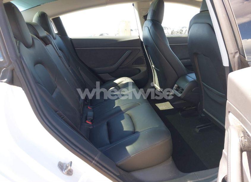 Photo 8 of 2020 Tesla Model 3 STANDARD RANGE PLUS REAR-WHEEL DRIVE/STANDARD RANGE REAR-WHEEL DRIVE (VIN 5YJ3E1EA4LF644967)