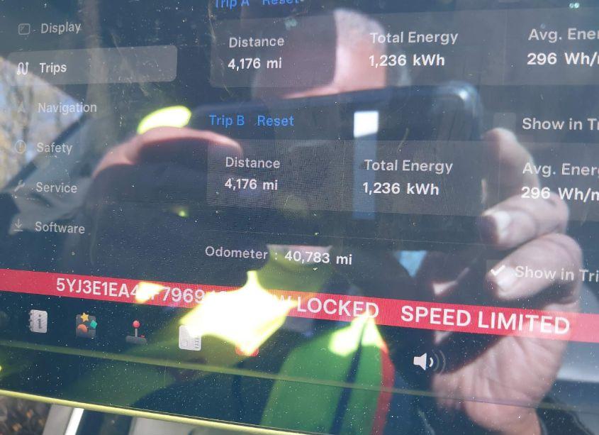 Photo 7 of 2020 Tesla Model 3 STANDARD RANGE PLUS REAR-WHEEL DRIVE/STANDARD RANGE REAR-WHEEL DRIVE (VIN 5YJ3E1EA4LF796943)