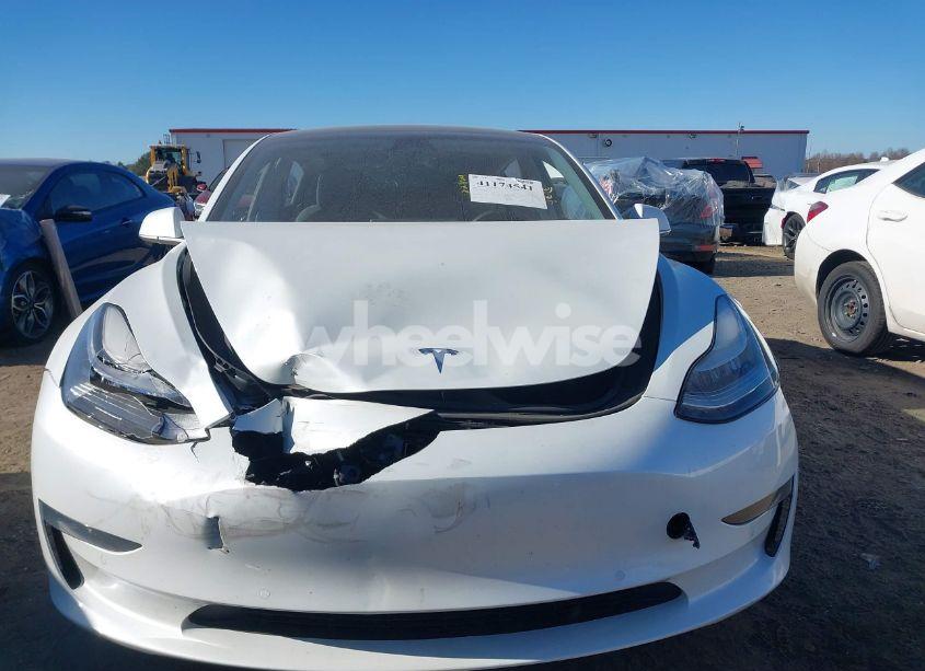 Photo 11 of 2020 Tesla Model 3 STANDARD RANGE PLUS REAR-WHEEL DRIVE/STANDARD RANGE REAR-WHEEL DRIVE (VIN 5YJ3E1EA4LF799941)