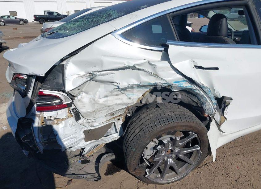 Photo 6 of 2020 Tesla Model 3 STANDARD RANGE PLUS REAR-WHEEL DRIVE/STANDARD RANGE REAR-WHEEL DRIVE (VIN 5YJ3E1EA4LF799941)