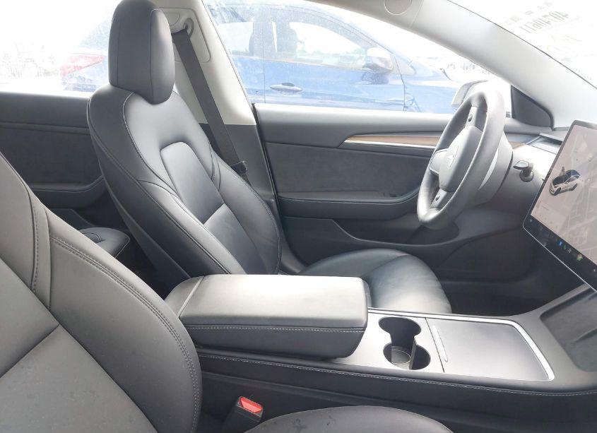 Photo 5 of 2021 Tesla Model 3 STANDARD RANGE PLUS REAR-WHEEL DRIVE (VIN 5YJ3E1EA4MF098284)