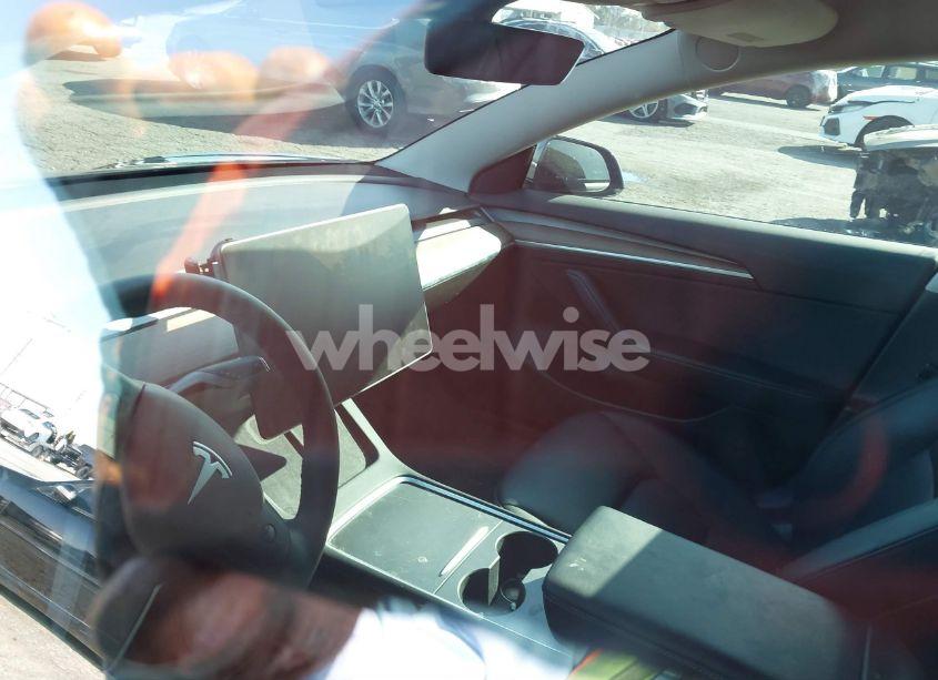 Photo 18 of 2022 Tesla Model 3 REAR-WHEEL DRIVE (VIN 5YJ3E1EA4NF148425)