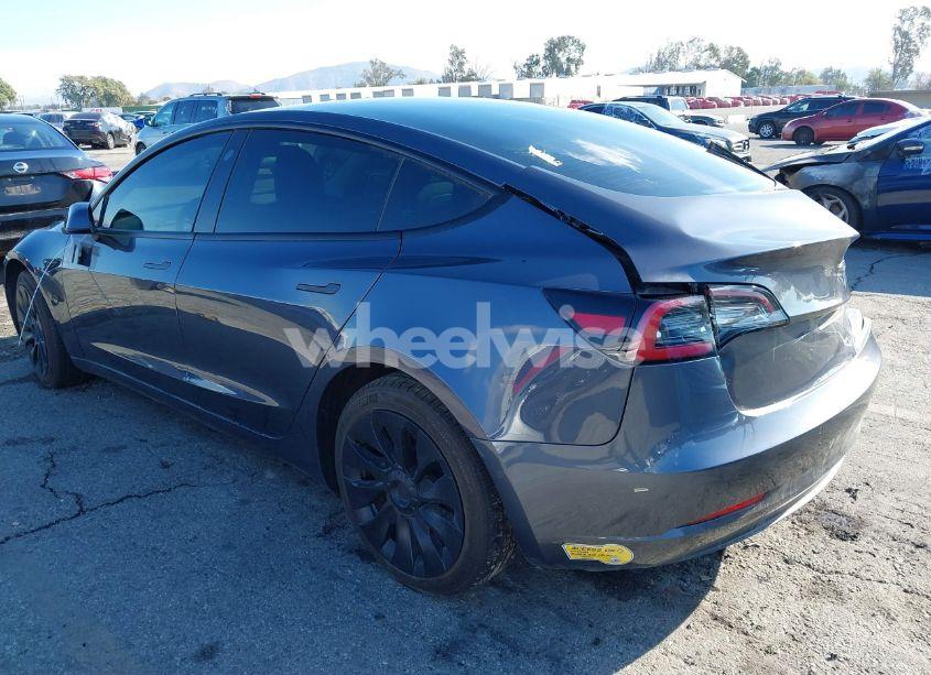 Photo 3 of 2022 Tesla Model 3 REAR-WHEEL DRIVE (VIN 5YJ3E1EA4NF148425)