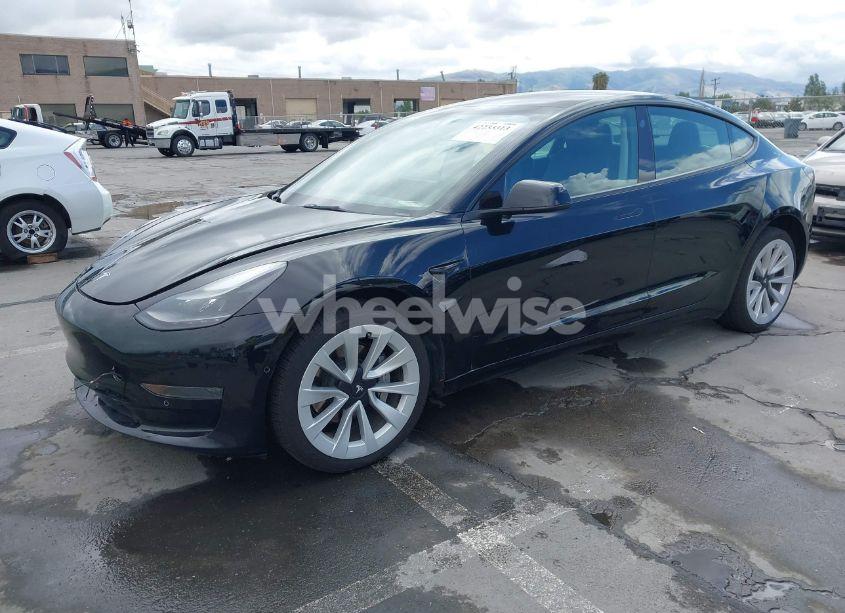 Photo 2 of 2022 Tesla Model 3 REAR-WHEEL DRIVE (VIN 5YJ3E1EA4NF302910)
