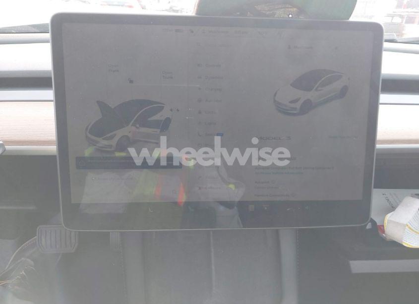 Photo 17 of 2022 Tesla Model 3 REAR-WHEEL DRIVE (VIN 5YJ3E1EA4NF323322)