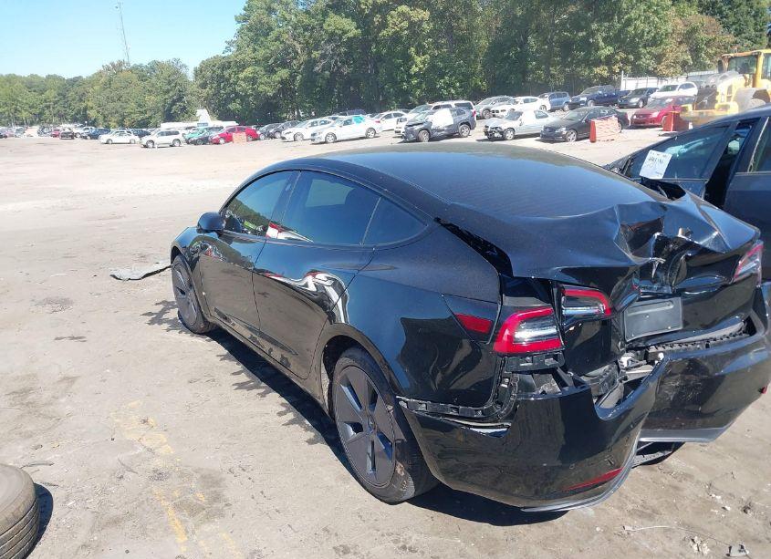 Photo 3 of 2022 Tesla Model 3 REAR-WHEEL DRIVE (VIN 5YJ3E1EA4NF338757)