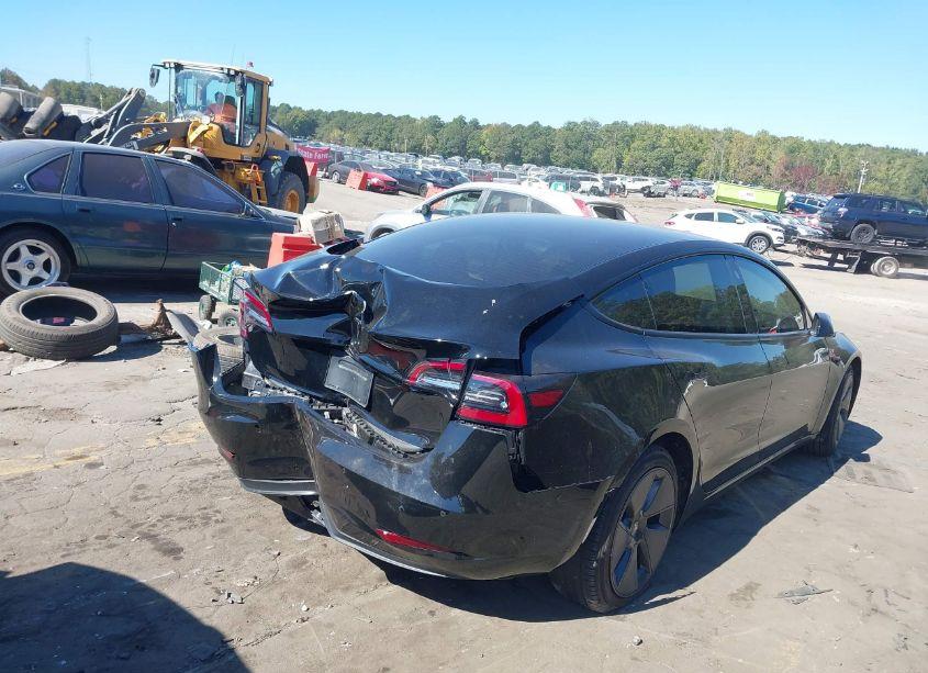 Photo 4 of 2022 Tesla Model 3 REAR-WHEEL DRIVE (VIN 5YJ3E1EA4NF338757)