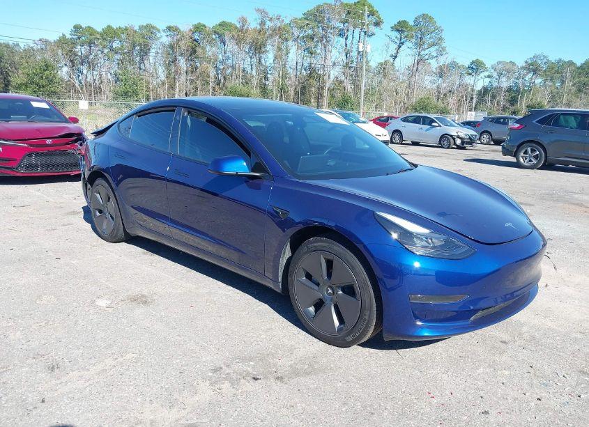 2023 Tesla Model 3 REAR-WHEEL DRIVE (VIN 5YJ3E1EA4PF598255) main photo